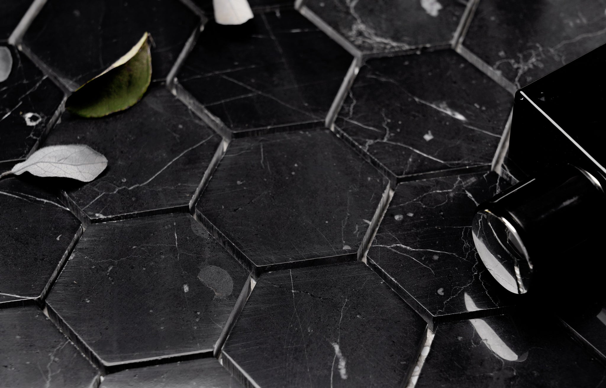 Nero Marquina Black Marble Hexagon Mosaic Tile - 1" Polished, 12"x12" Sheet (Covers 1 Sqft) For Backsplash & Floor